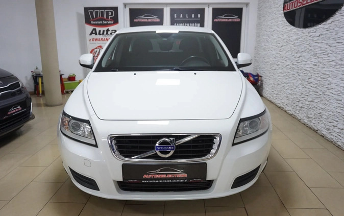 Volvo V50 cena 17900 przebieg: 213000, rok produkcji 2011 z Gryfice małe 562